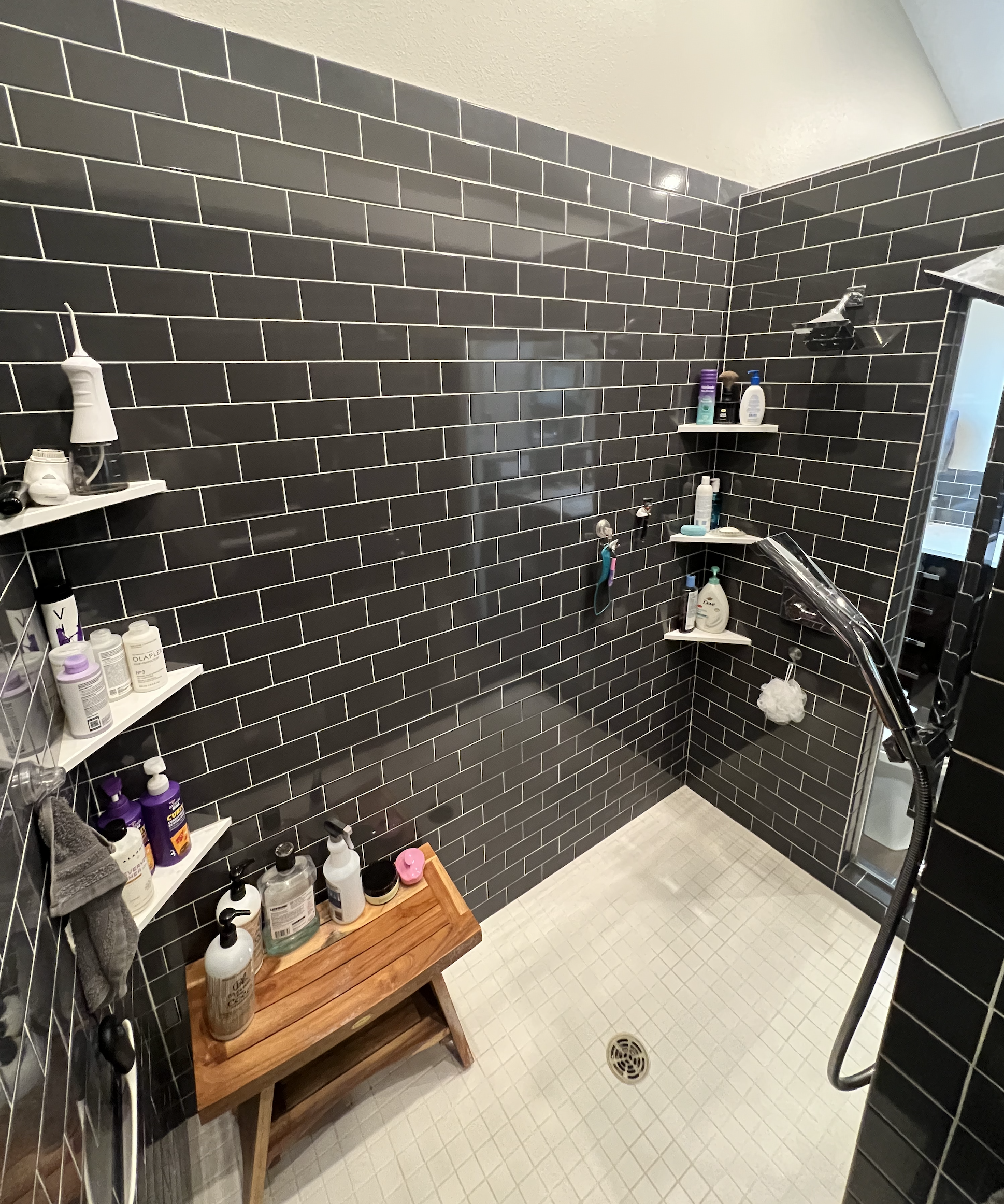residential shower photo